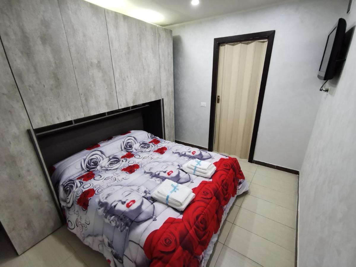 Apartamento Cuore Di Napoli Exterior foto